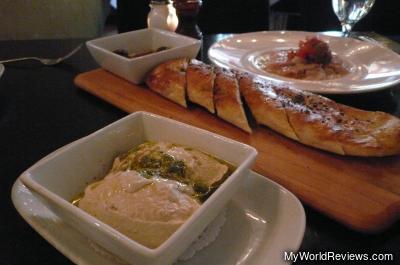 Hummus and bread