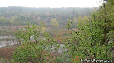 A view of Kerncliff Park from the top of the cliff