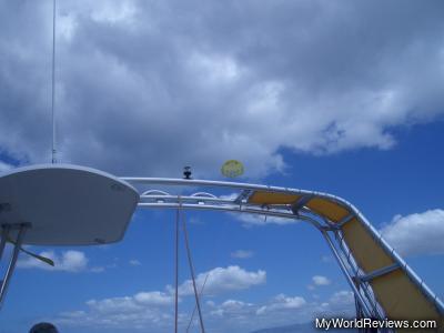 One group in the air (yellow parachute) as seen from the boat