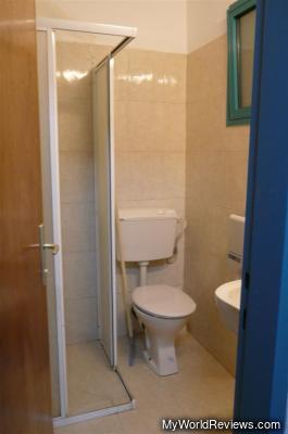 Bathroom and Shower in the room