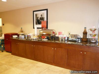 The complementary breakfast area