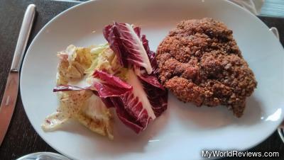 Pollo Fritto Con Insalata Mista