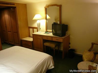 Another view of the room