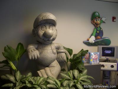 Statue of mario
