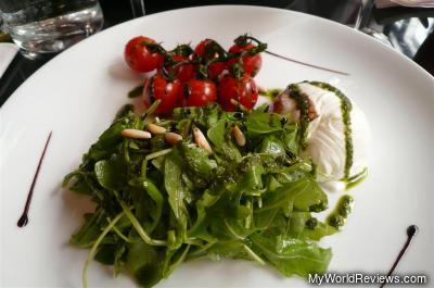mozzarella di buffala, tomates cerises, basilic