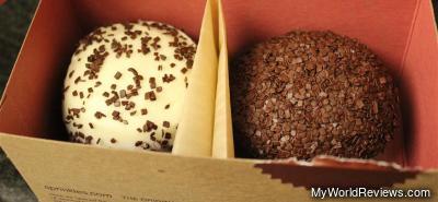 Black & White and Dark Chocolate cupcakes