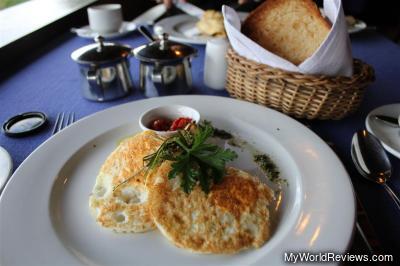 Mosi Down Eggs at the included breakfast
