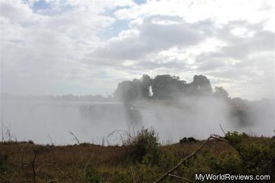 The view of the falls from just outside the wet mist